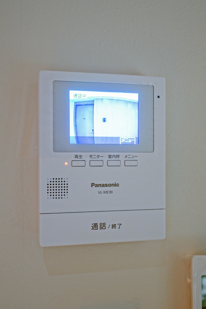 クラシック 4 人部屋 ダブルベッド 2 台 禁煙 専用バスルーム 客室の設備とサービス2 | 中野ワールドホテル