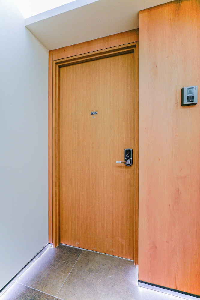 クラシック ルーム 禁煙 専用バスルーム 客室4 | 中野ワールドホテル