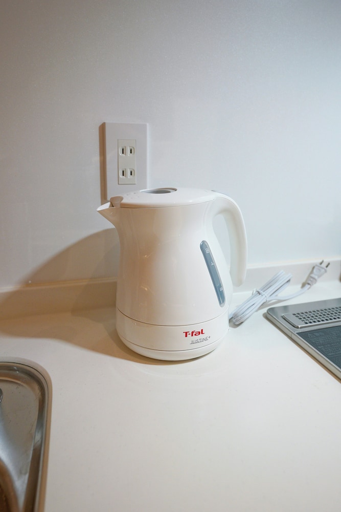 クラシック 4 人部屋 ダブルベッド 2 台 禁煙 専用バスルーム 客室の設備とサービス0 | 中野ワールドホテル