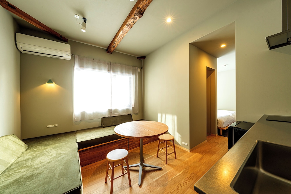 スタンダード ルーム 客室1 | B&D HAKUBA IWATAKE
