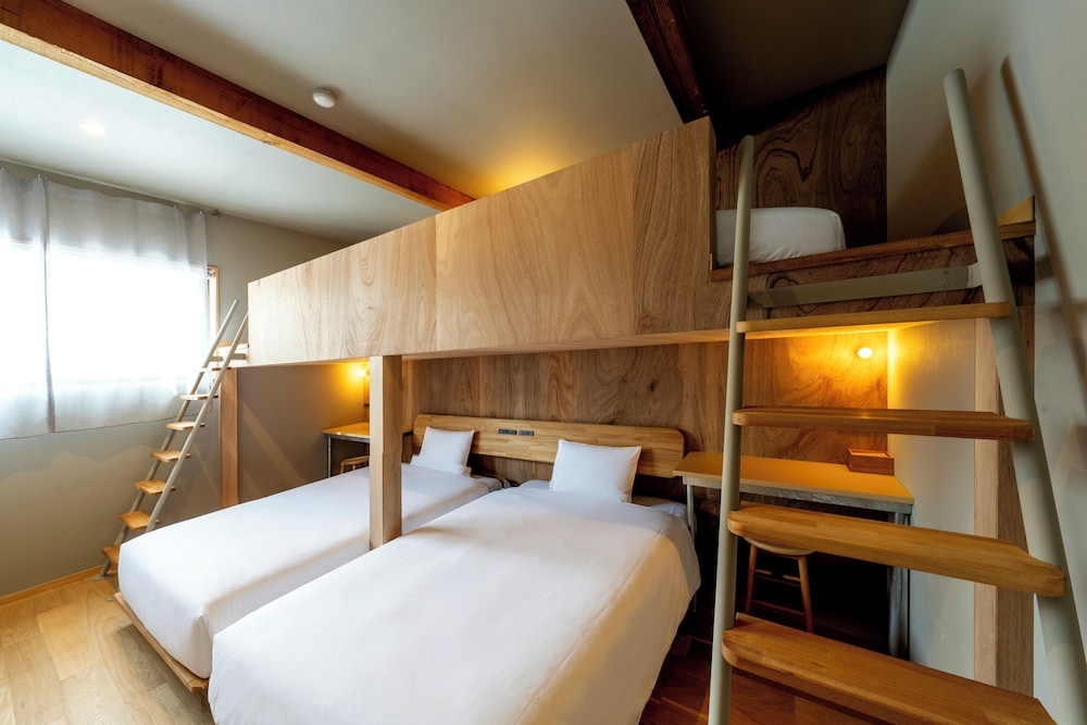 シャレー マウンテンビュー 客室1 | B&D HAKUBA IWATAKE