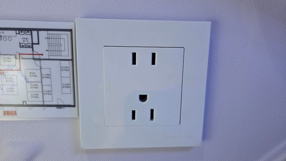 ダブルカプセルルーム 上段 禁煙 客室1 | HOTEL GALAXY POD 本川越店