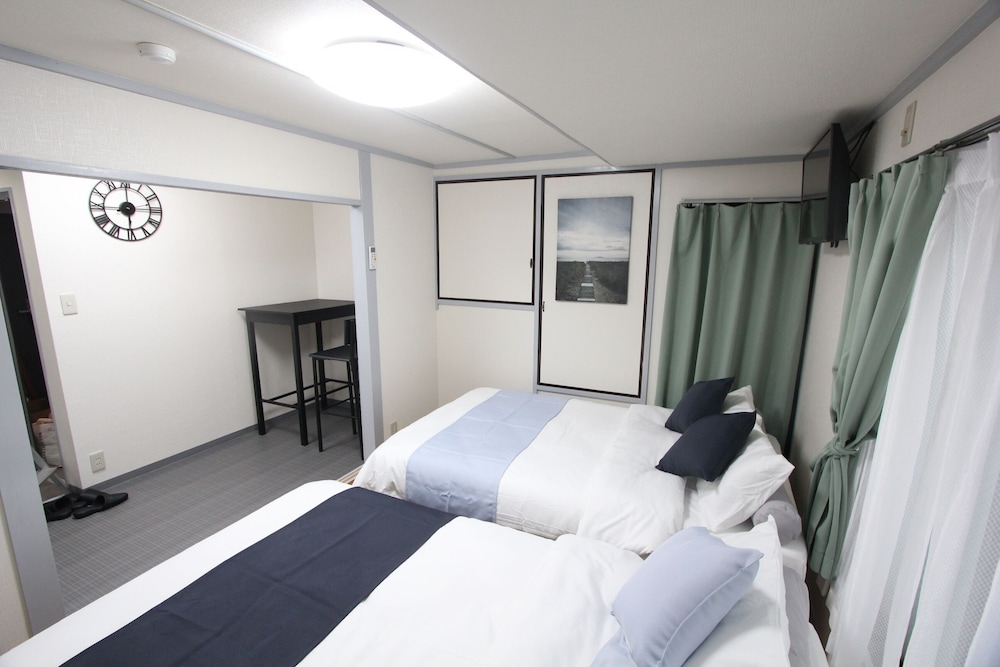 ベーシック ダブルルーム 客室4 | LUANA HOTEL 池袋東長崎