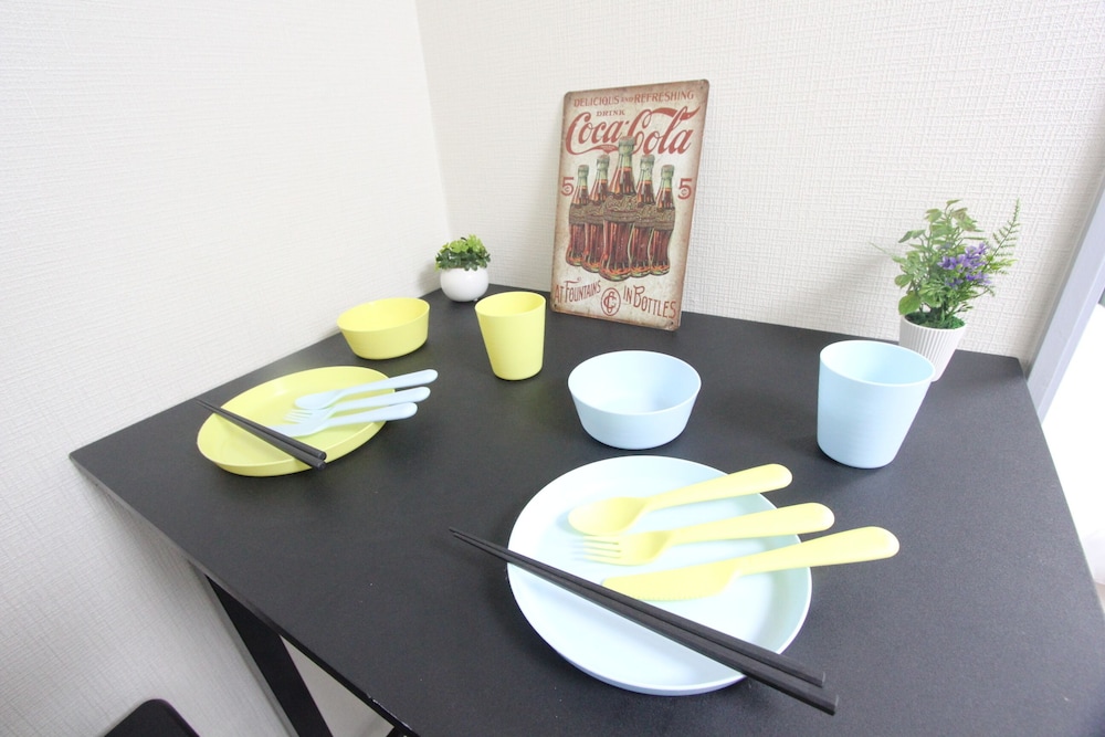 ベーシック ダブルルーム リビング エリア0 | LUANA HOTEL 池袋東長崎