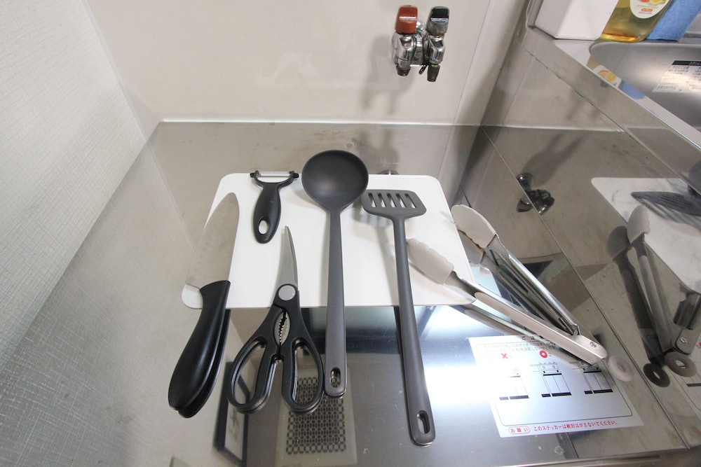 クラシック トリプルルーム 専用キッチン2 | LUANA HOTEL 池袋東長崎