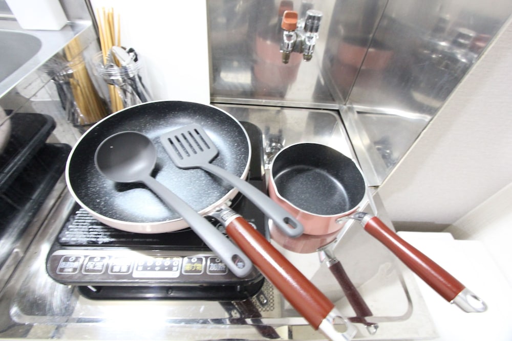 スタンダード トリプルルーム 専用キッチン1 | LUANA HOTEL 池袋東長崎