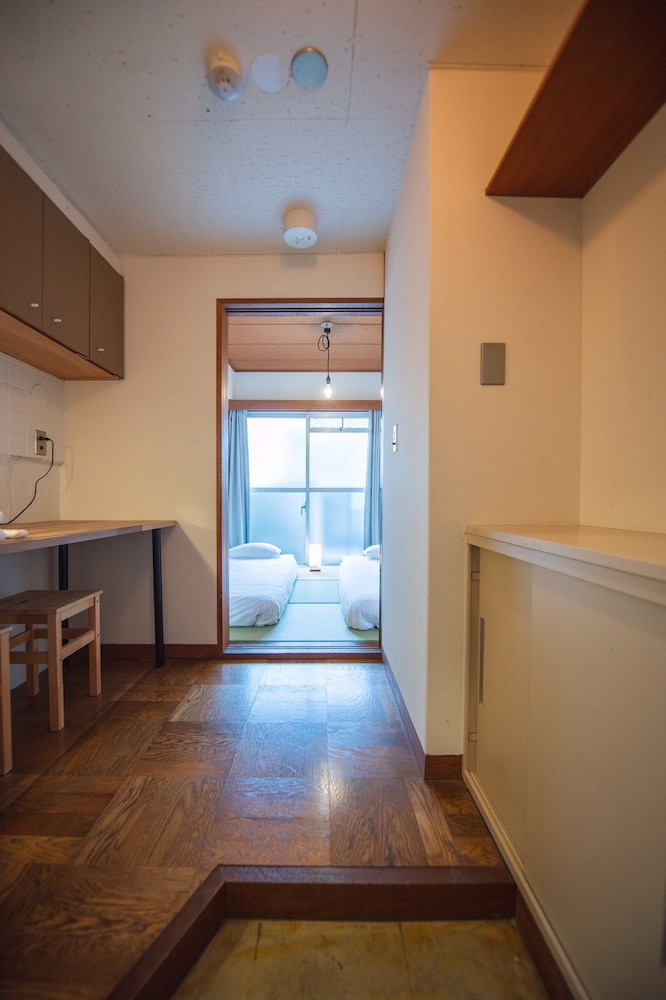 スタンダード ツインルーム 禁煙 シティビュー | 柴又ふーてんベッドアンドローカル