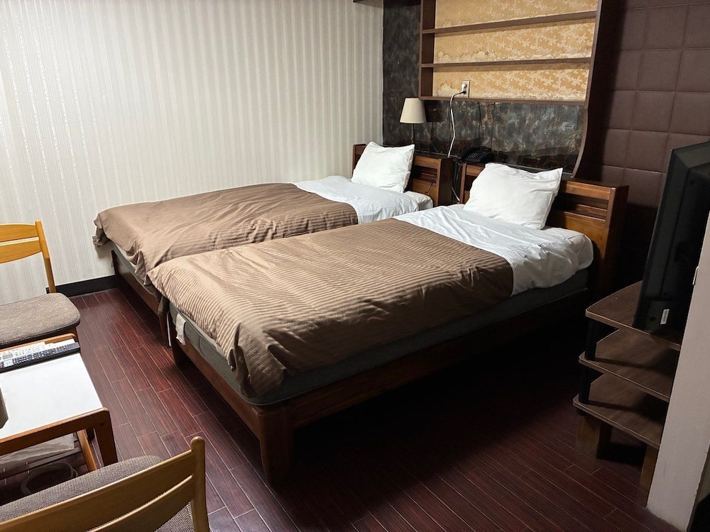 別館禁煙バストイレ無し共同ツイン | 水戸第一ホテル別館