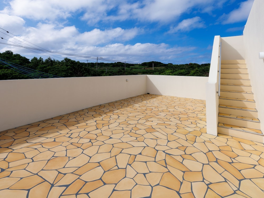 ラグジュアリー ヴィラ キングベッド 1 台 バルコニー オーシャンビュー テラス / パティオ3 | Resort Villa KAPUKA 古宇利島