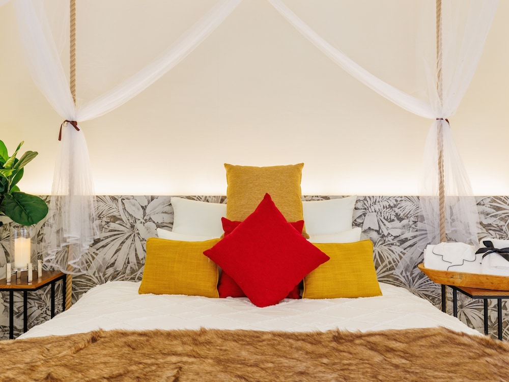 ラグジュアリー ヴィラ バルコニー オーシャンビュー 客室2 | Resort Villa KAPUKA 古宇利島