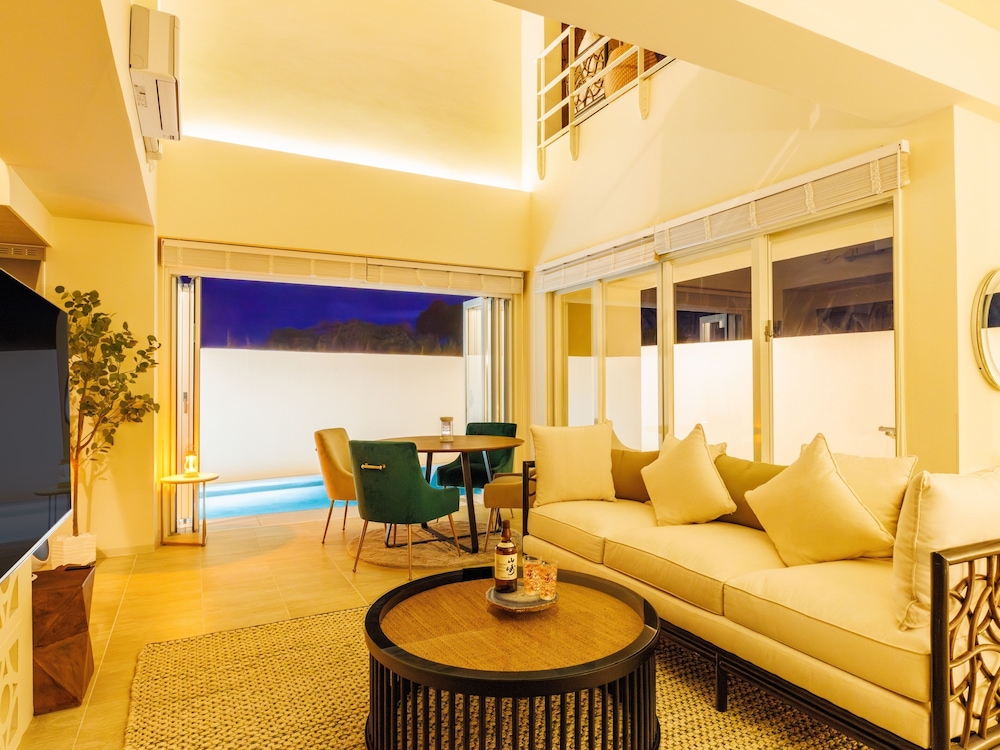 ラグジュアリー ヴィラ バルコニー オーシャンビュー 客室7 | Resort Villa KAPUKA 古宇利島