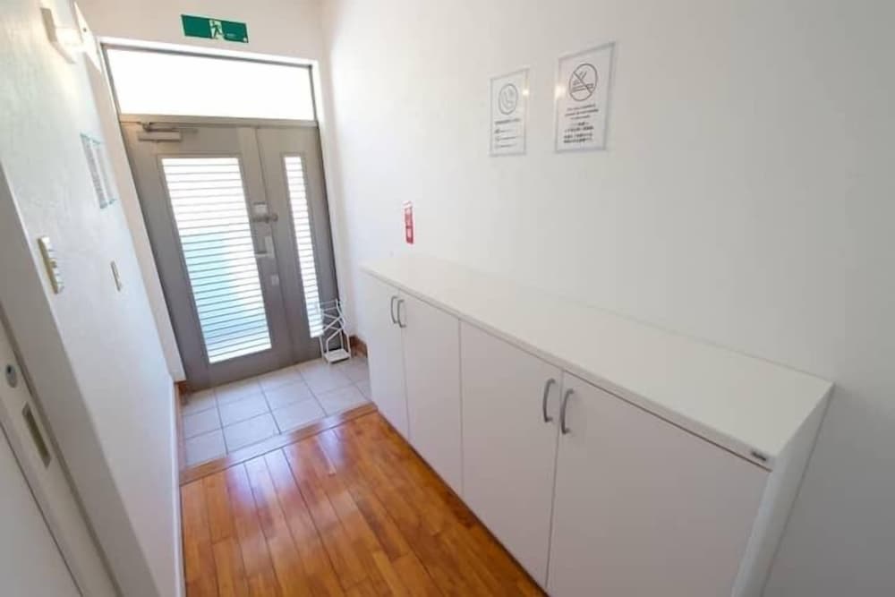 アパートメント 客室1 | 青の家　Blue House