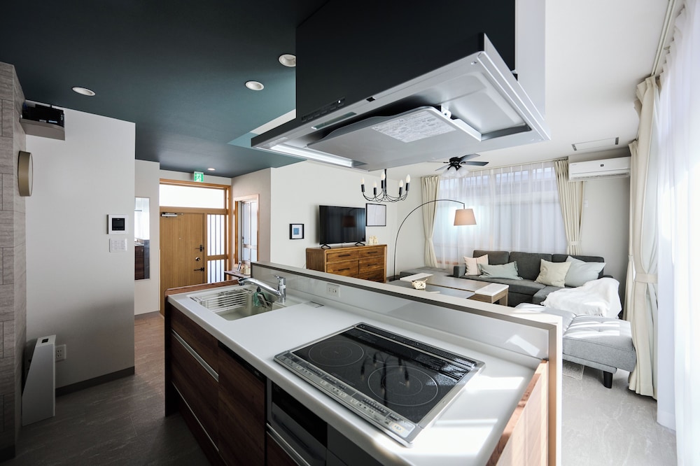 ハウス 専用キッチン0 | Casa YONNA Chatan