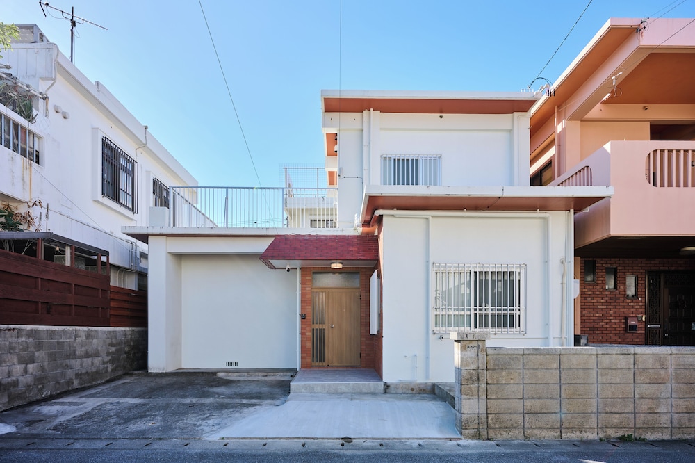 外観1 | Casa YONNA Chatan
