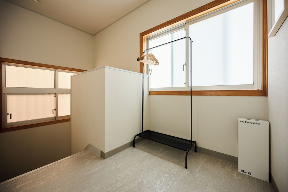 廊下1 | Casa YONNA Chatan