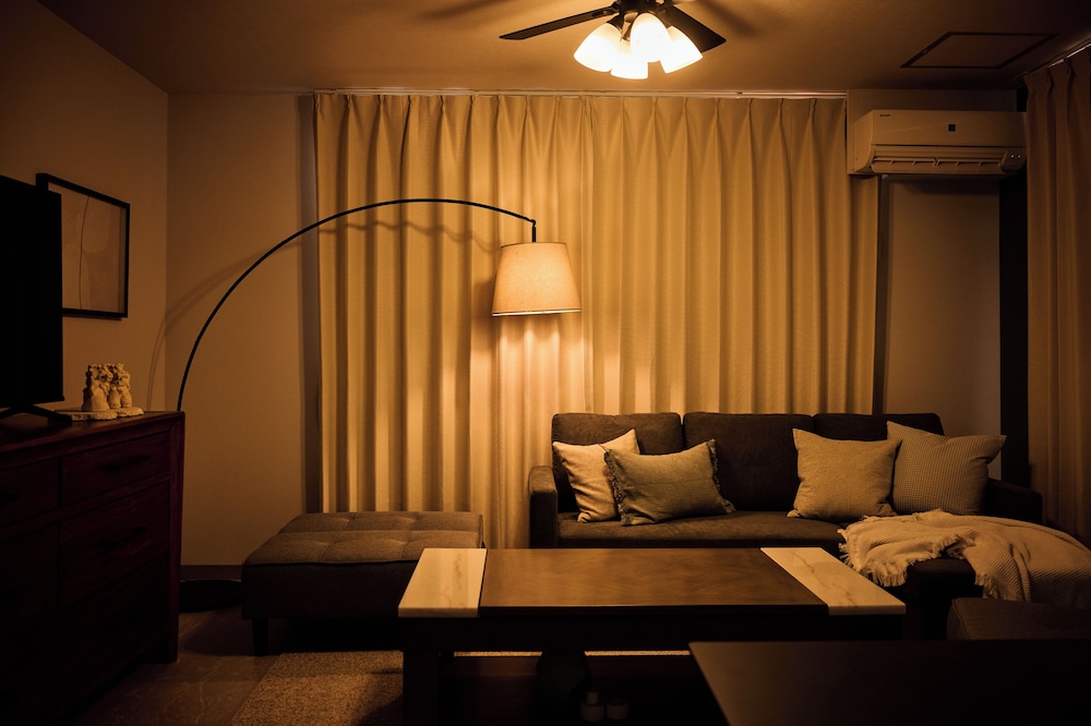 ハウス リビング エリア11 | Casa YONNA Chatan