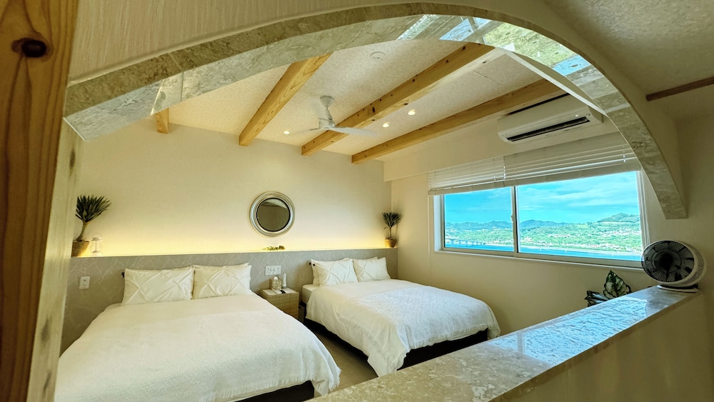 ラグジュアリー ヴィラ プライベートプール オーシャンビュー 客室8 | Resort Villa KAPUKA 瀬底島