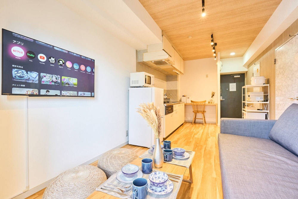 ベーシック アパートメント 禁煙 シティビュー (802) リビング エリア0 | Househotel 西池袋