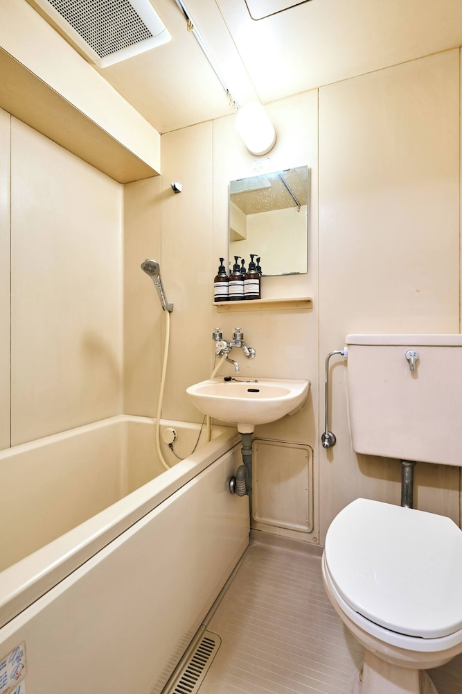 ベーシック アパートメント 禁煙 シティビュー (902) バスルーム0 | Househotel 西池袋