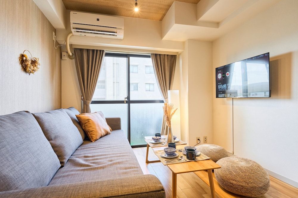 ベーシック アパートメント 禁煙 シティビュー (802) リビング エリア1 | Househotel 西池袋