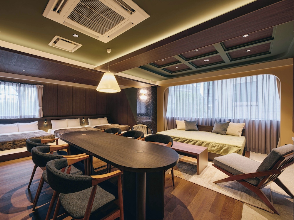 illi Eme Tokyo-Toranomon