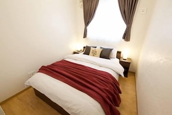 Kin Seaside Hills Town