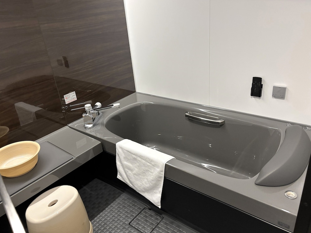 スイート 禁煙 バスルーム1 | 宇佐グランドホテル