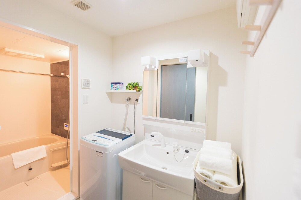 ファミリー ルーム バルコニー シティビュー バスルーム0 | b&岸里店