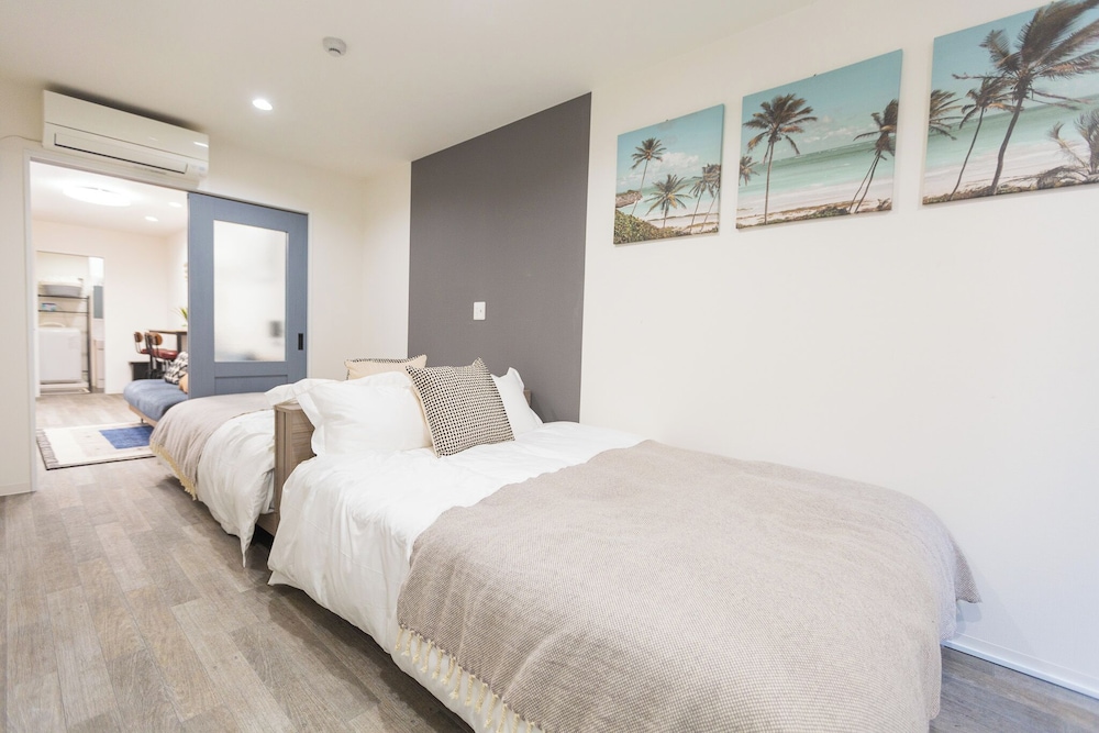 ファミリー ルーム バルコニー シティビュー 客室2 | b&岸里店