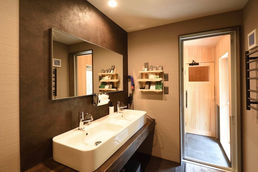 エグゼクティブ スイート マウンテンビュー 客室3 | The,おこもりの宿 夢流し