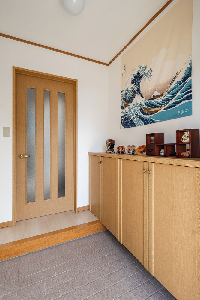 内部エントランス1 | TOYA SERENITY STAY