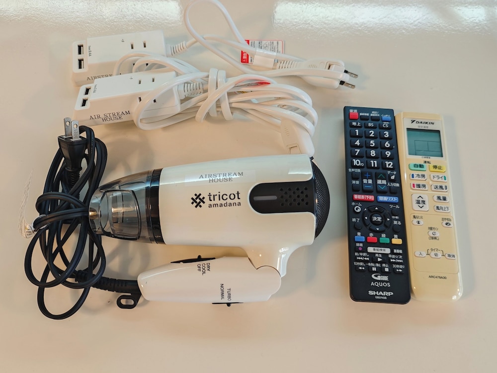 4 人部屋 客室の設備とサービス1 | AIR STREAM HOUSE 仲宗根