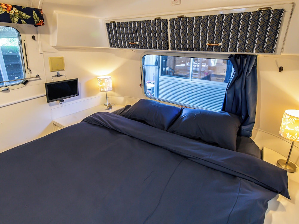 4 人部屋 客室10 | AIR STREAM HOUSE 仲宗根