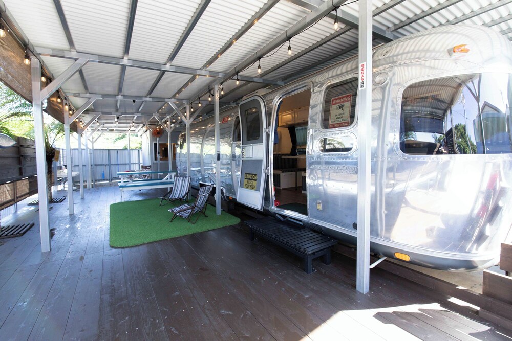 4 人部屋 テラス / パティオ4 | AIR STREAM HOUSE 仲宗根