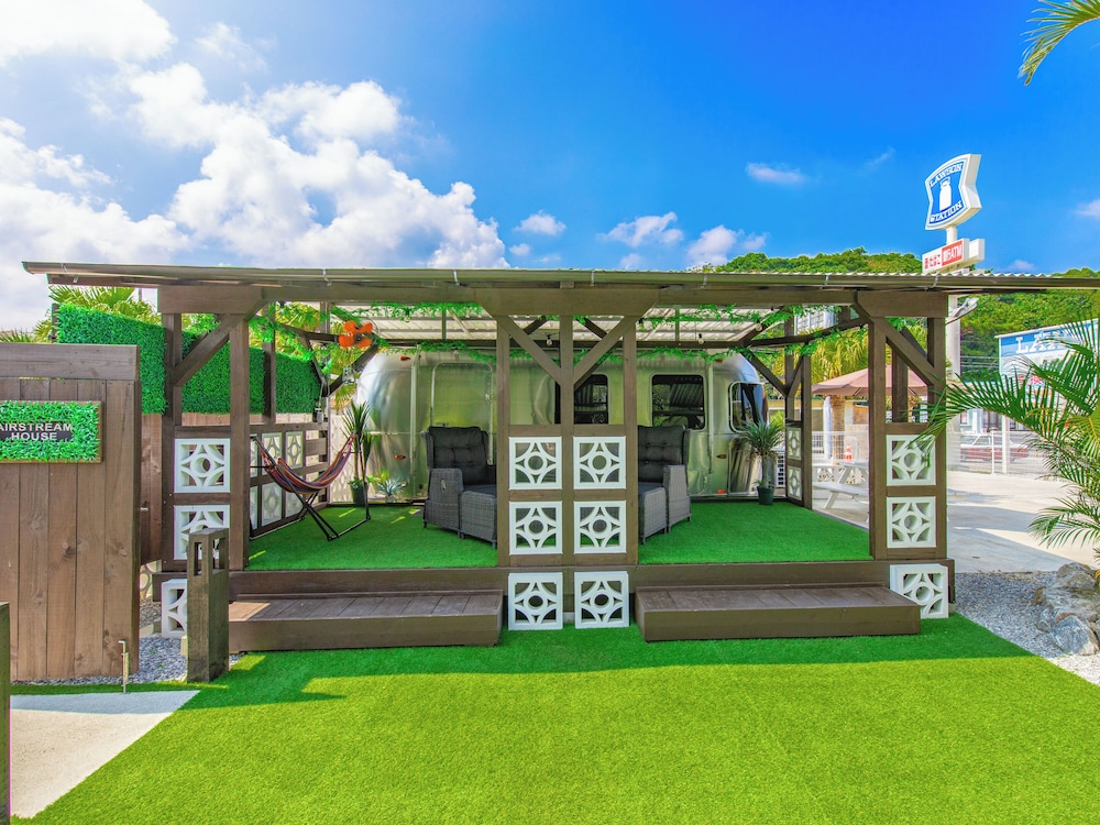 ルーム テラス / パティオ1 | AIR STREAM HOUSE 天底