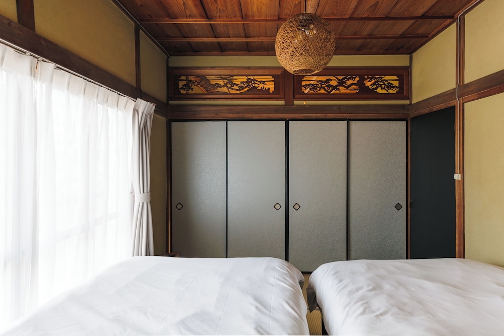 ファミリー ハウス 4 ベッドルーム 禁煙 客室1 | 古民家の宿 Yamotas 馬籠