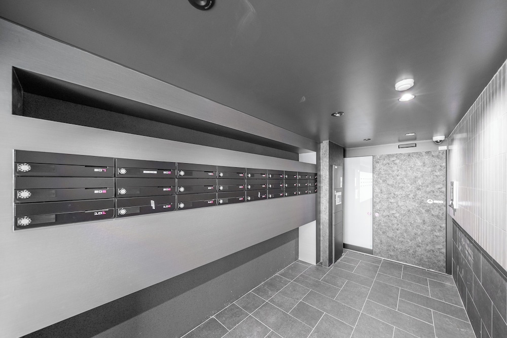 内部エントランス1 | HANA 107 内部エントランス1 | HANA 107