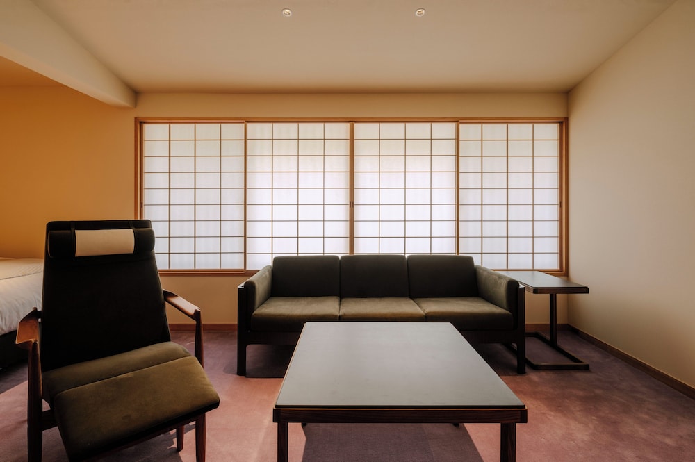 ベーシック ツインルーム 客室4 | 霞燦（かさん）