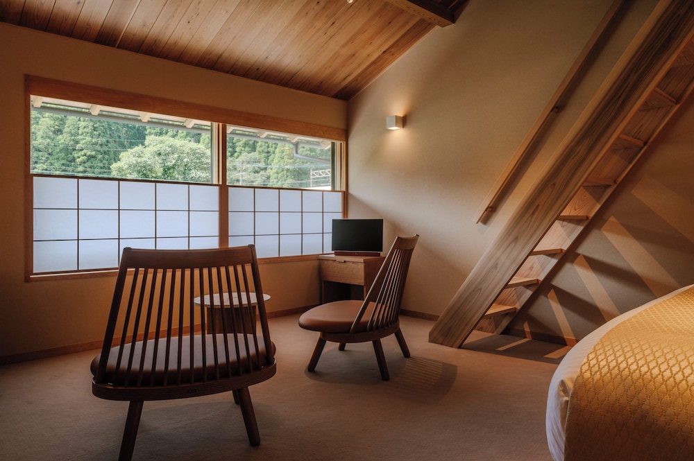 ジュニア ルーム 客室2 | 霞燦（かさん）