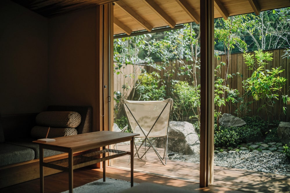 デラックス スタジオ 客室11 | 霞燦（かさん）