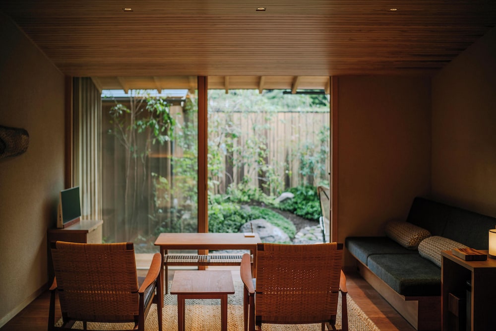 デラックス スタジオ 客室12 | 霞燦（かさん）