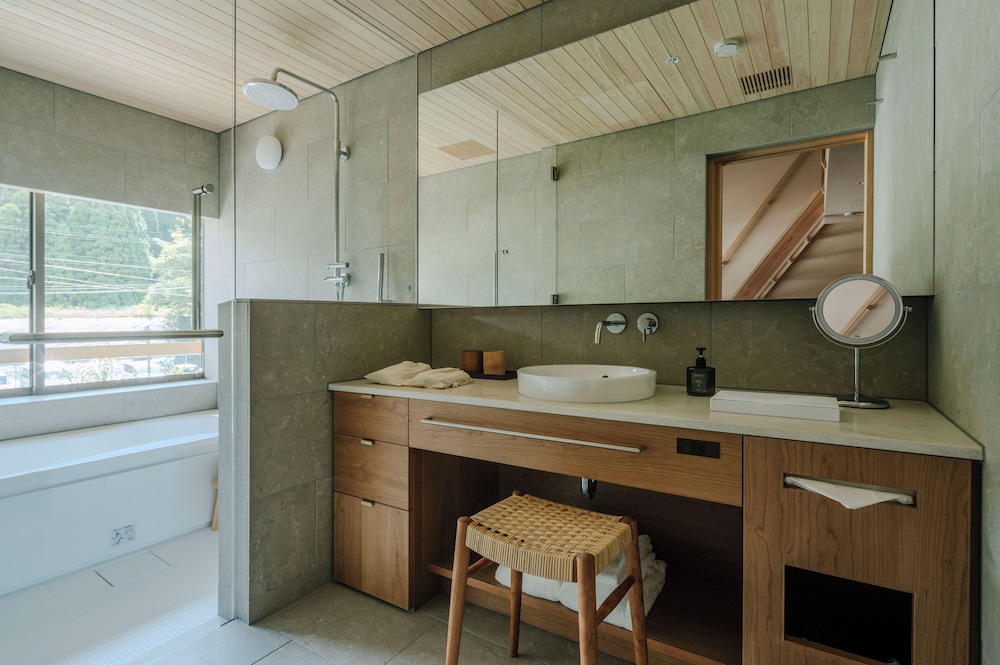 ジュニア ルーム バスルーム0 | 霞燦（かさん）