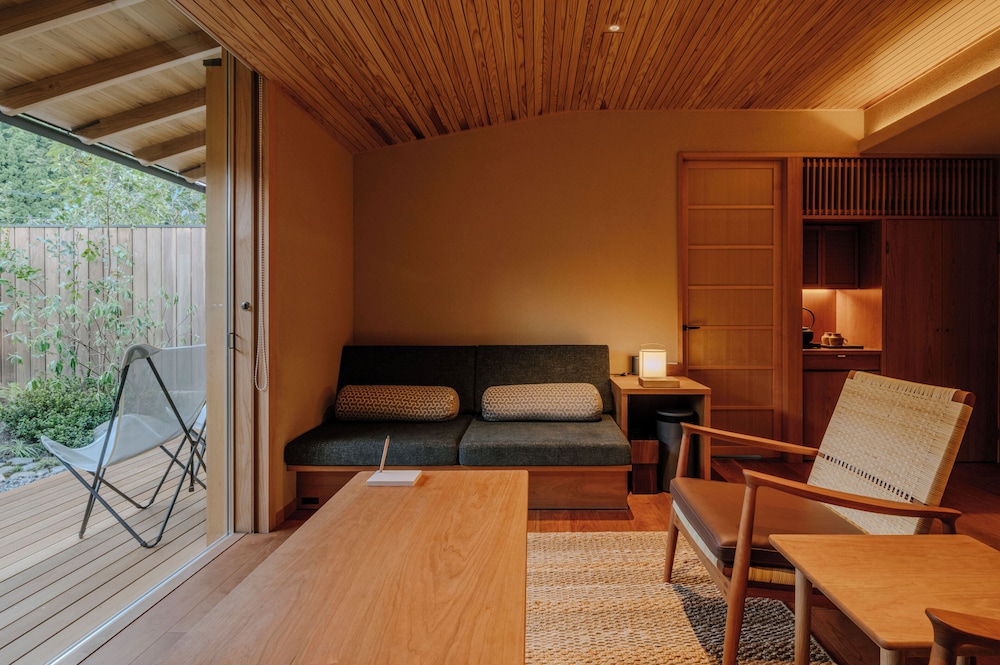 デラックス スタジオ 客室6 | 霞燦（かさん）