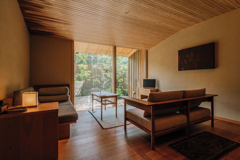 デラックス スタジオ 客室2 | 霞燦（かさん）