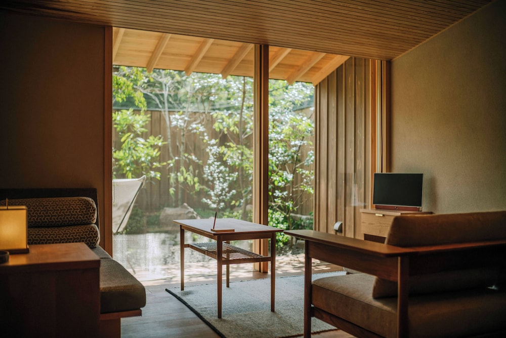 デラックス スタジオ 客室10 | 霞燦（かさん）