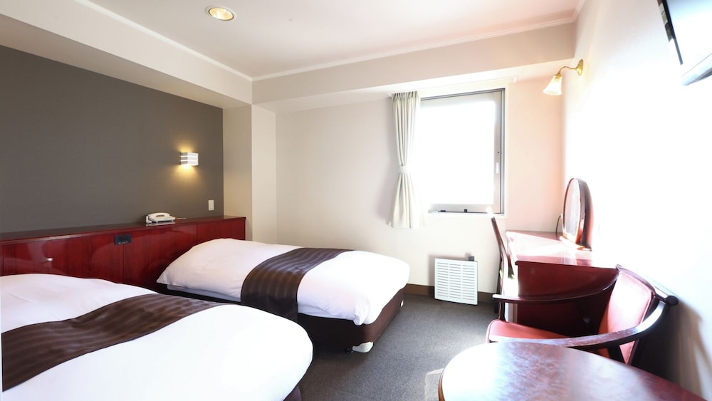 ベーシック ツインルーム シティビュー 客室5 | ホテル やまや新館