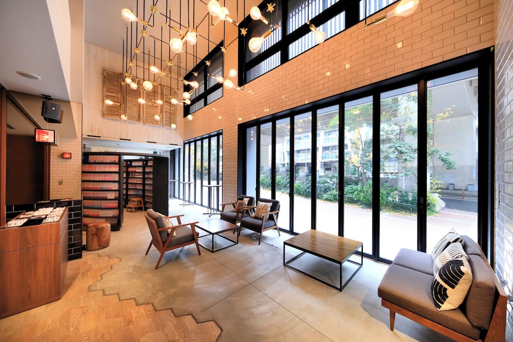 ロビー1 | クインテッサホテル大阪梅田 Comic＆Books