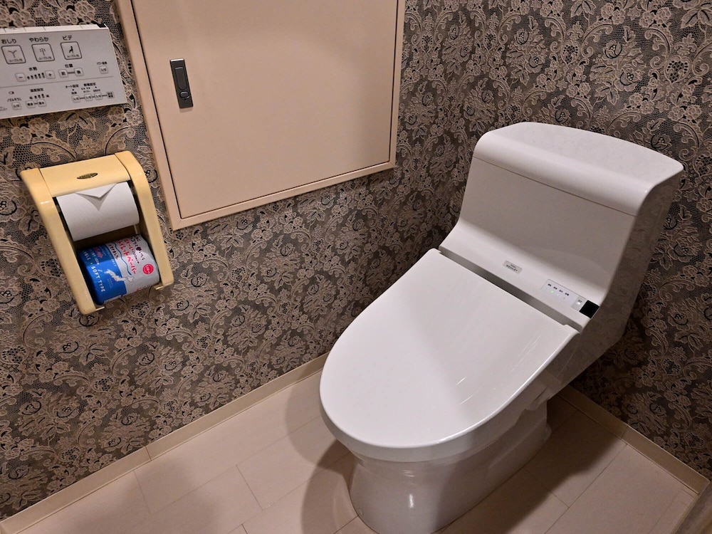 スタンダード ダブルルーム 補高便座0 | ホテル ラフィネ - 大人限定