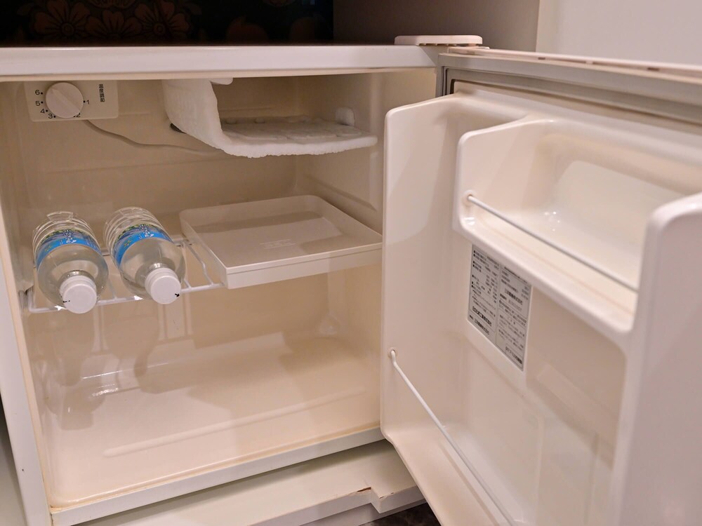 スタンダード ダブルルーム 小型冷蔵庫0 | ホテル ラフィネ - 大人限定