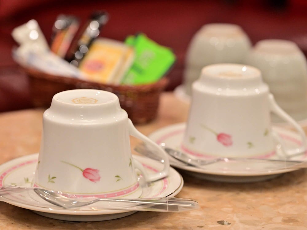 スタンダード ダブルルーム コーヒー / コーヒーメーカー0 | ホテル ラフィネ - 大人限定